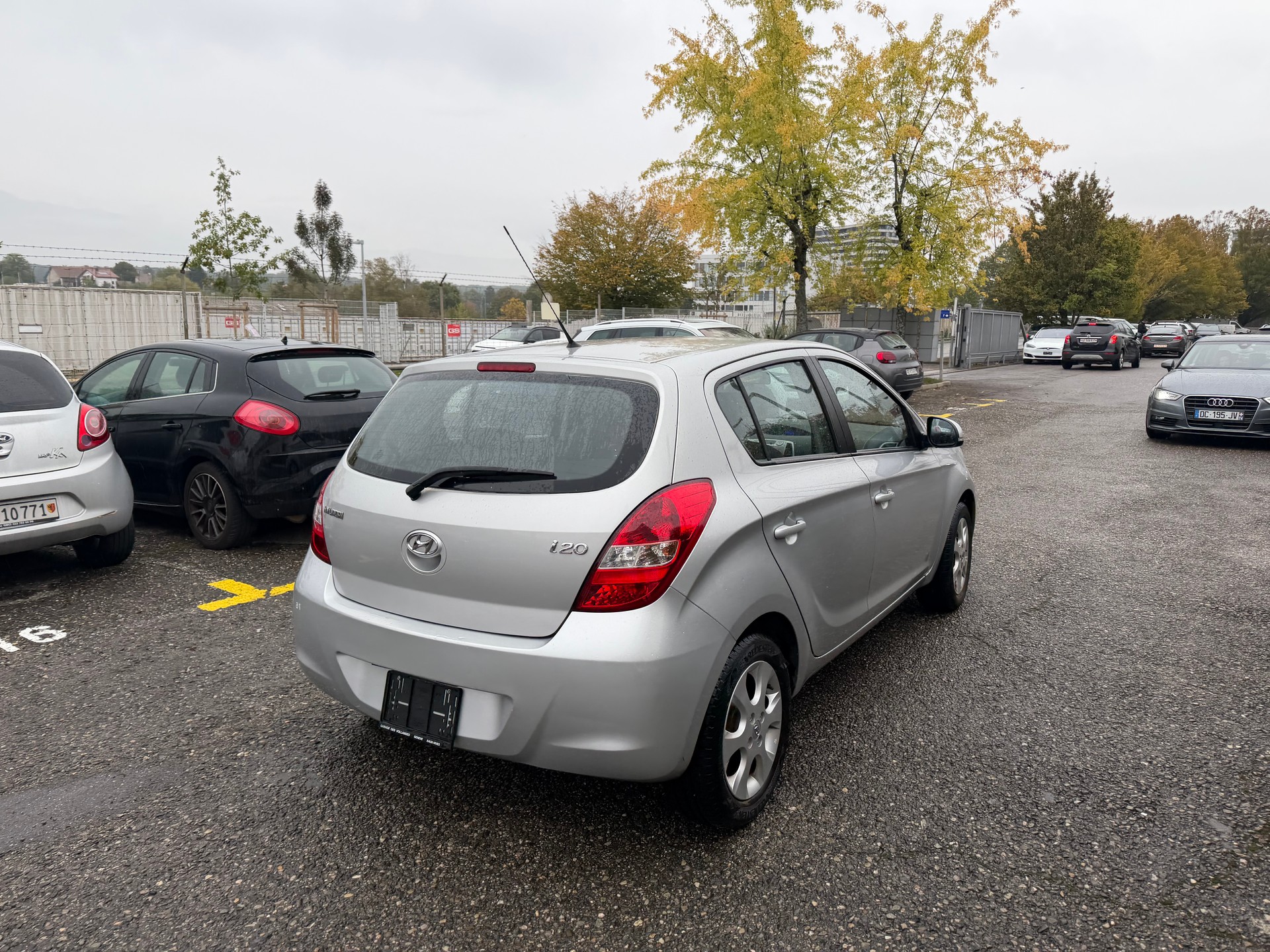 HYUNDAI i20 1.4 Style-image-4