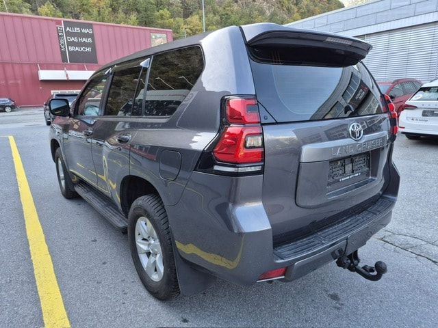 TOYOTA Land Cruiser 2.8TD Comfort Automatic-image-2