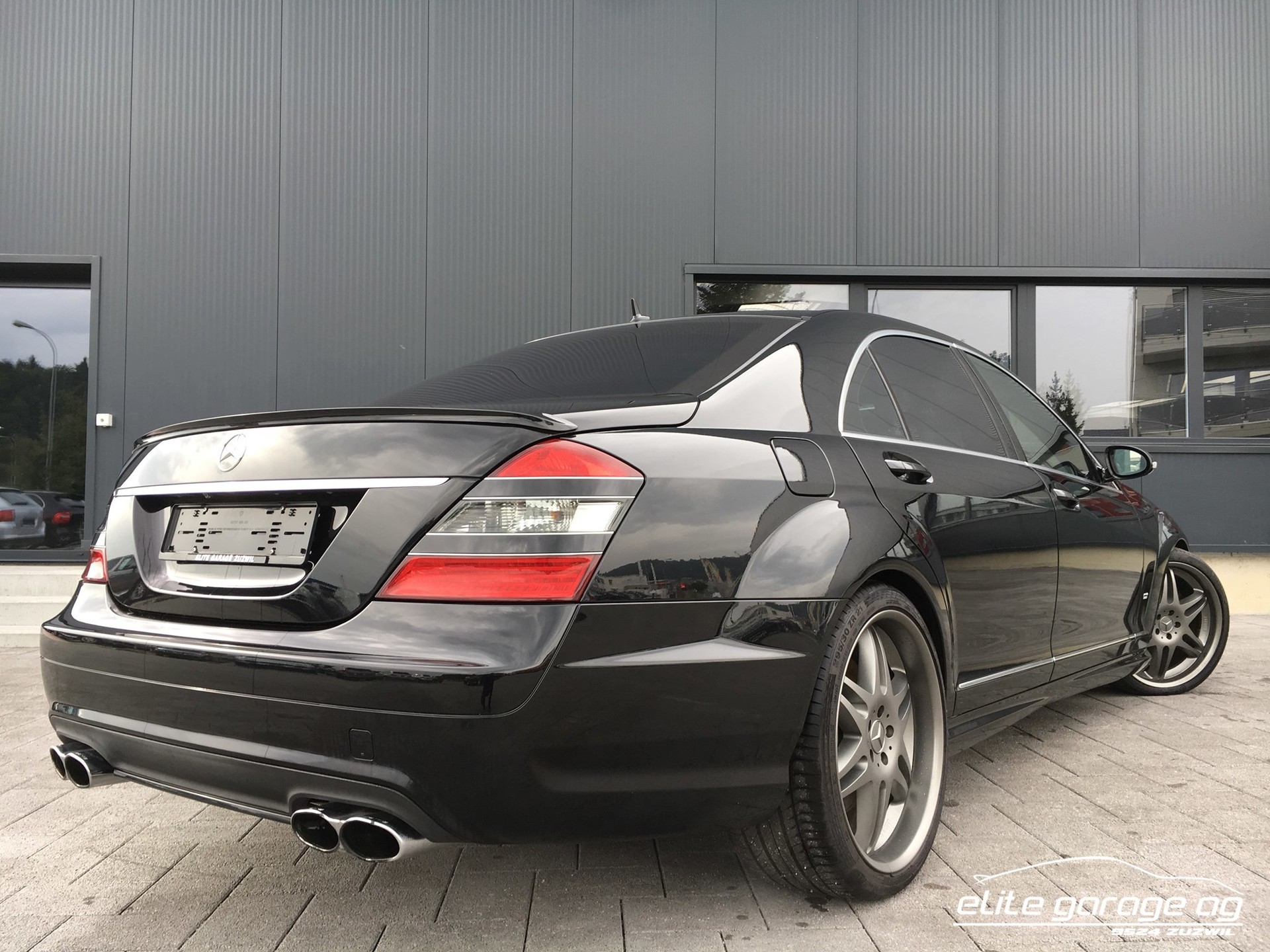 MERCEDES-BENZ S 65 AMG L Automatic-image-5