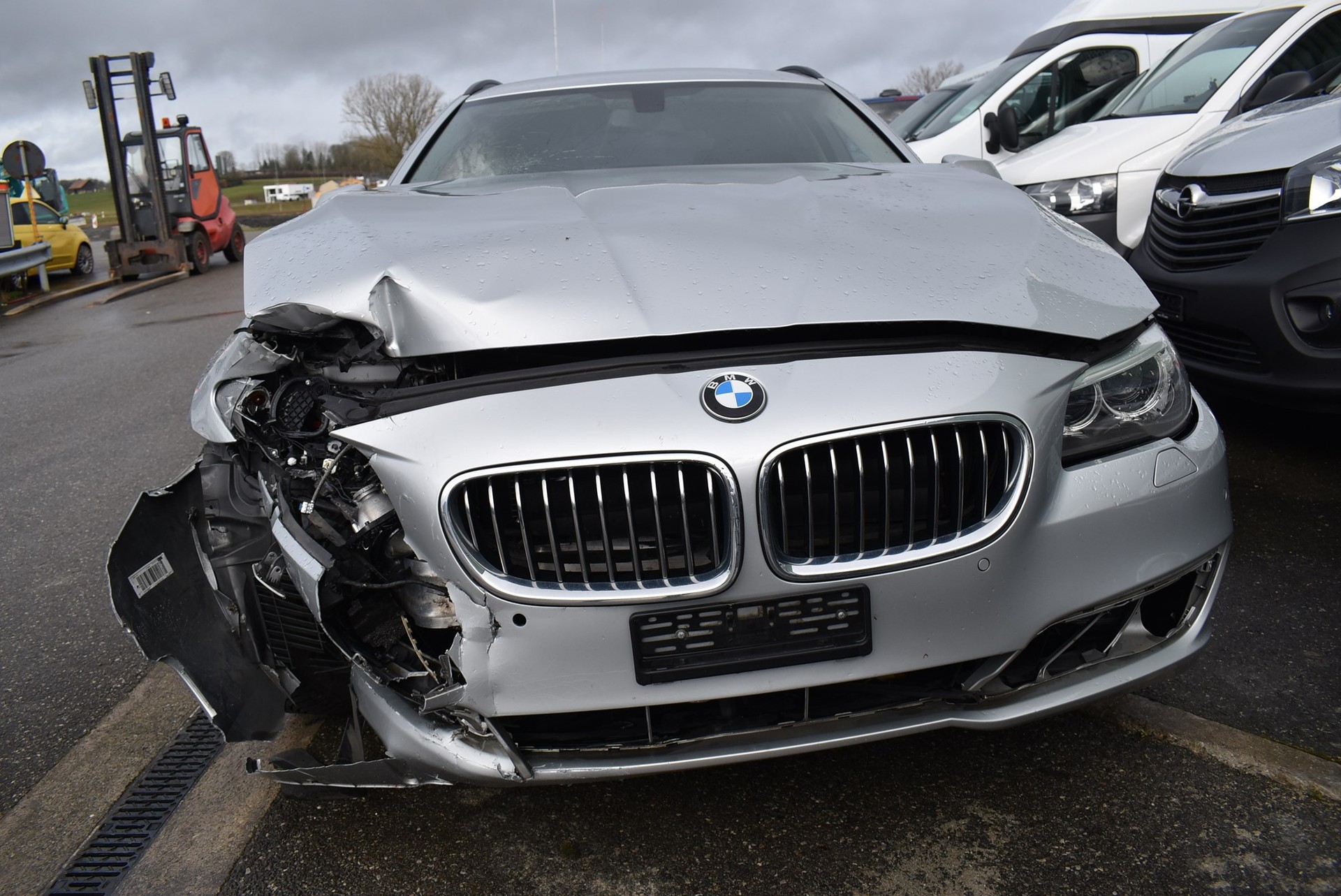 BMW 520d Touring-image-2