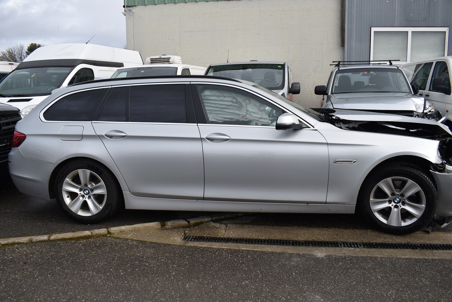 BMW 520d Touring-image-3