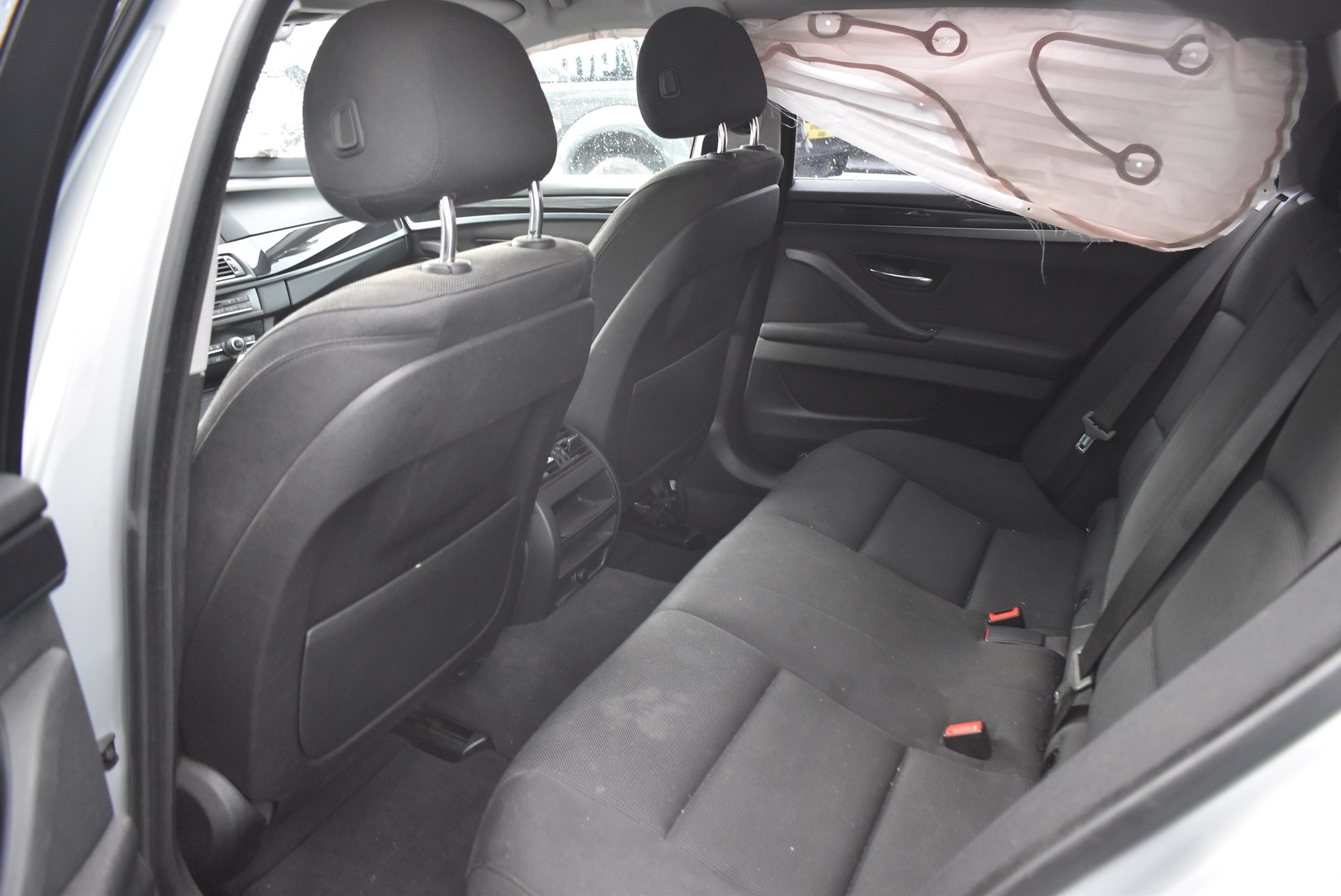 BMW 520d Touring-image-8