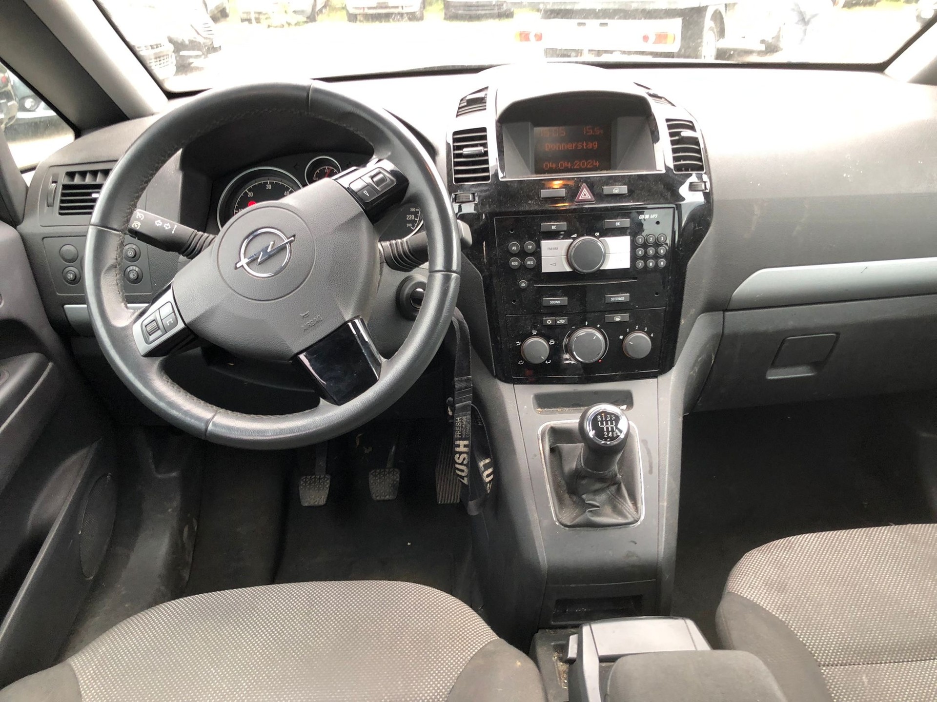OPEL Zafira 1.7 CDTI Enjoy-image-8