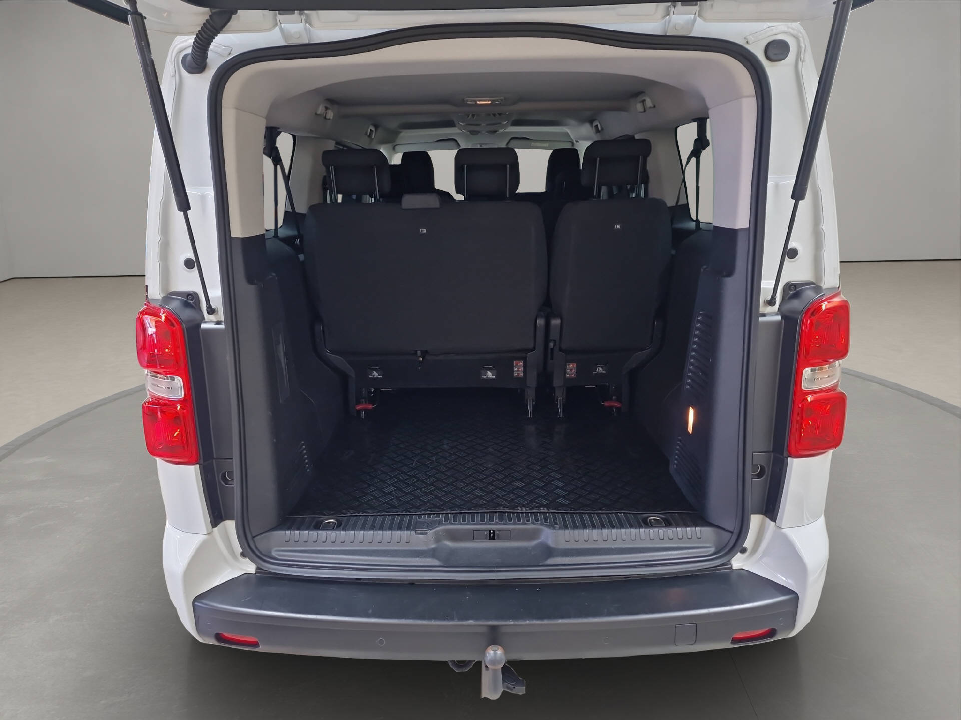 OPEL Zafira Life L 2.0 CDTI 144 Business Edition S/S-image-12