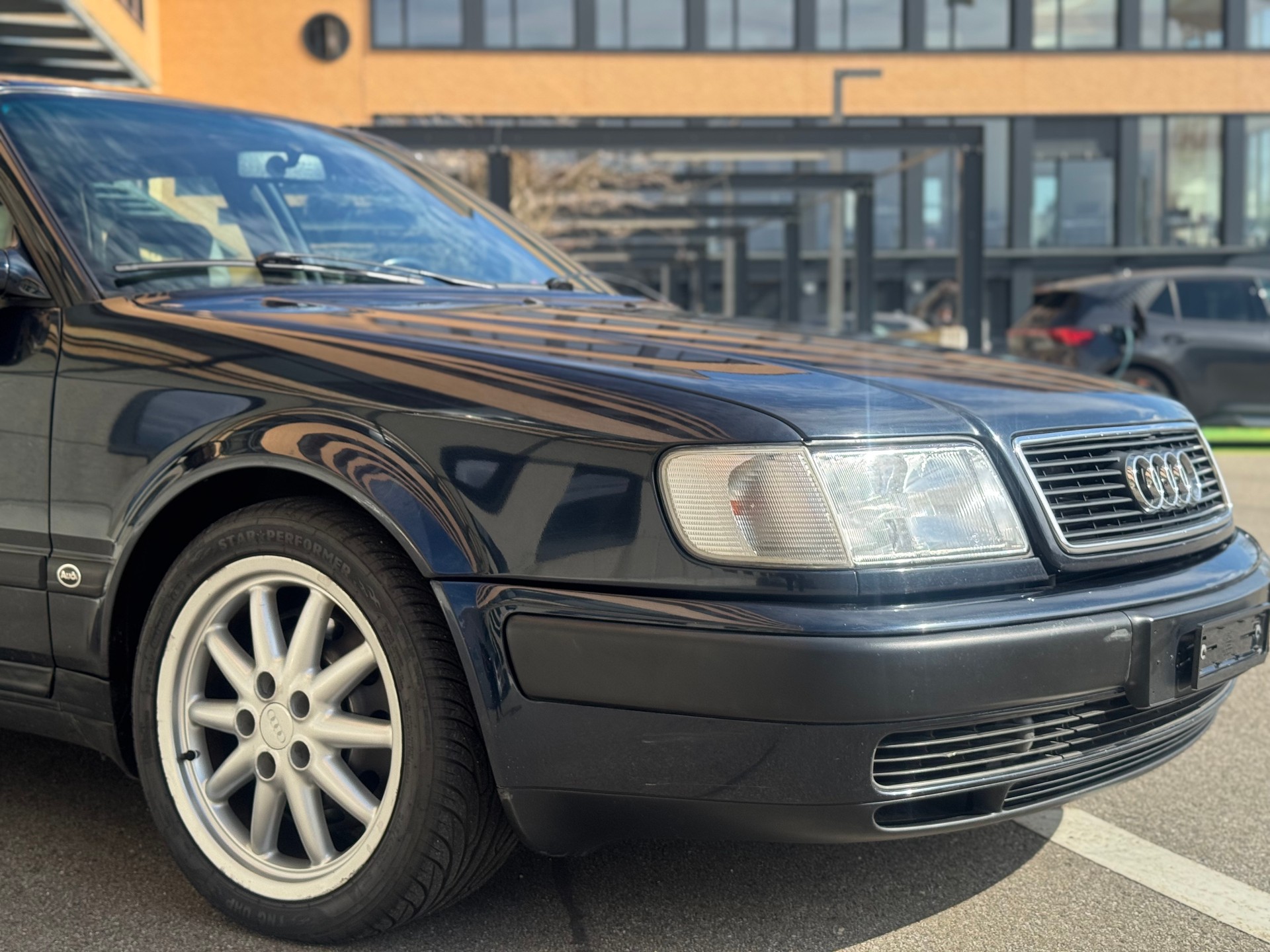AUDI 100 Avant S4 quattro 2.2 Turbo 5 Zylinder-image-5