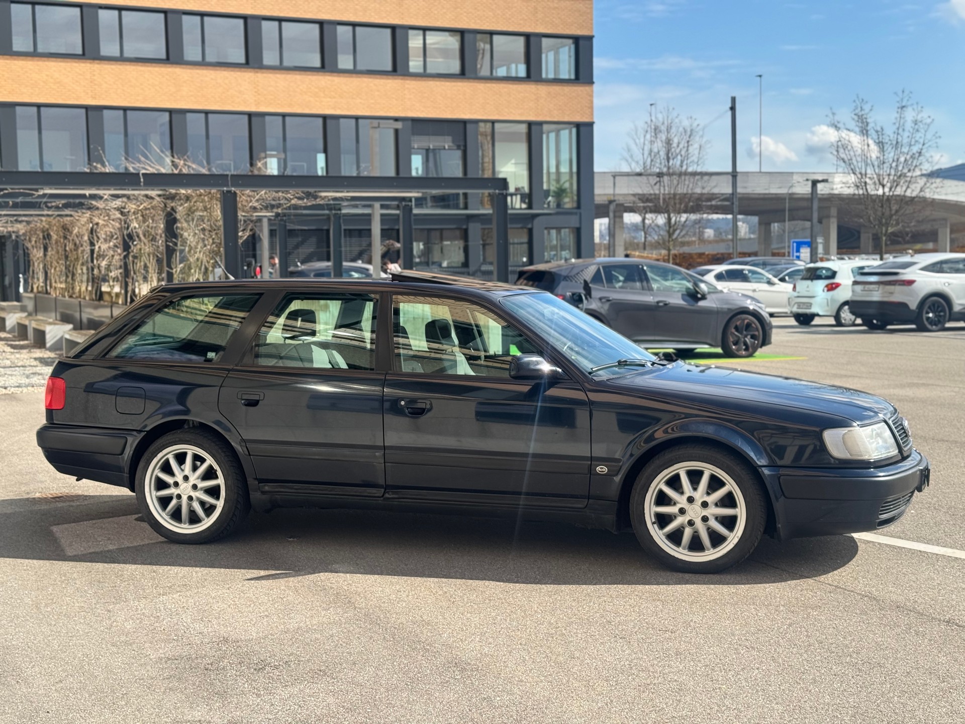 AUDI 100 Avant S4 quattro 2.2 Turbo 5 Zylinder-image-4