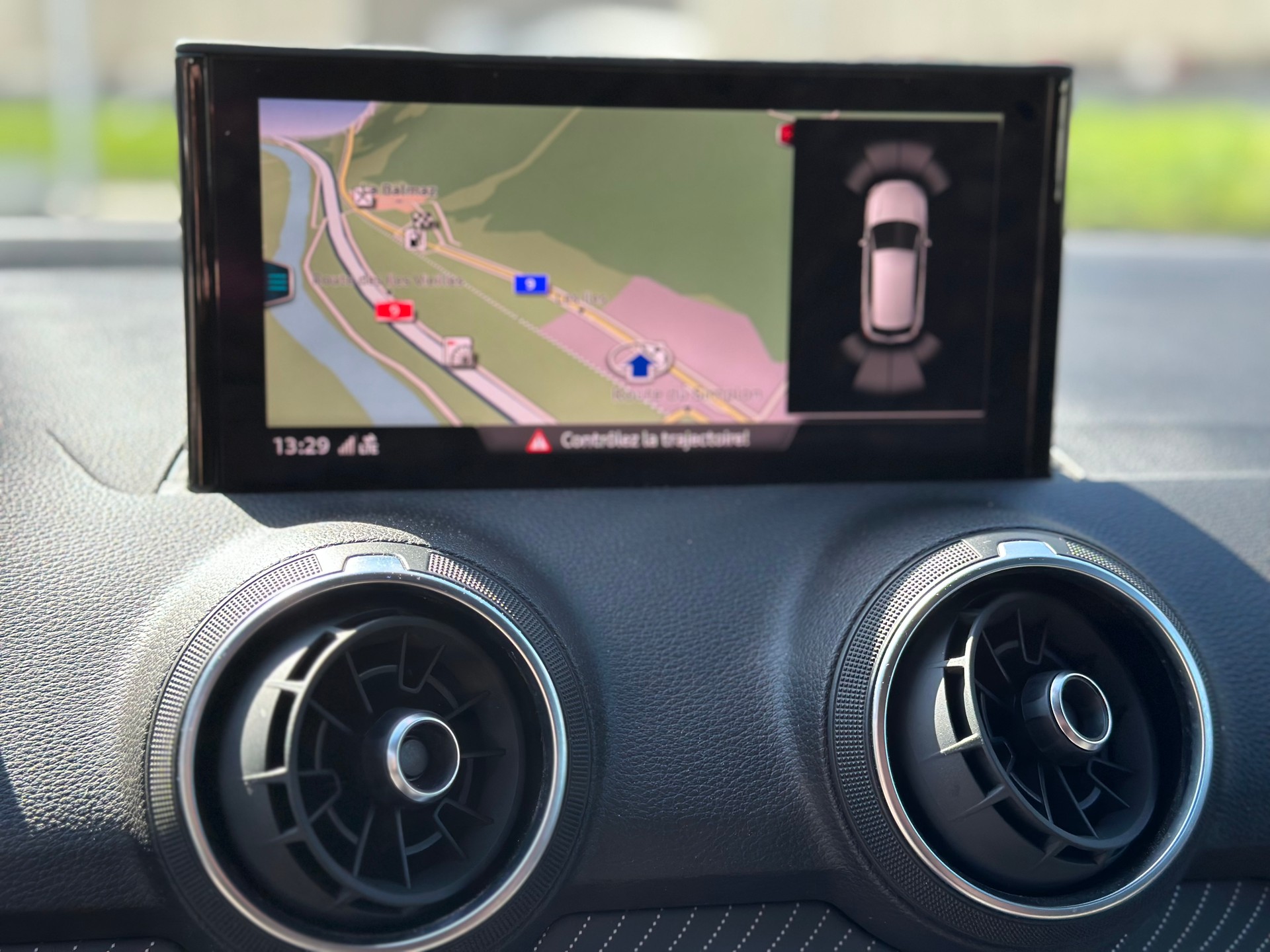 AUDI Q2 35 TFSI Sport S-tronic-image-16