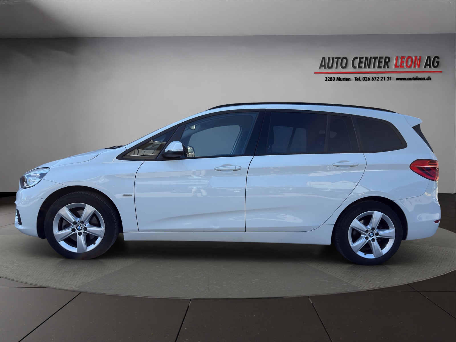 BMW 218d Gran Tourer Steptronic-image-2