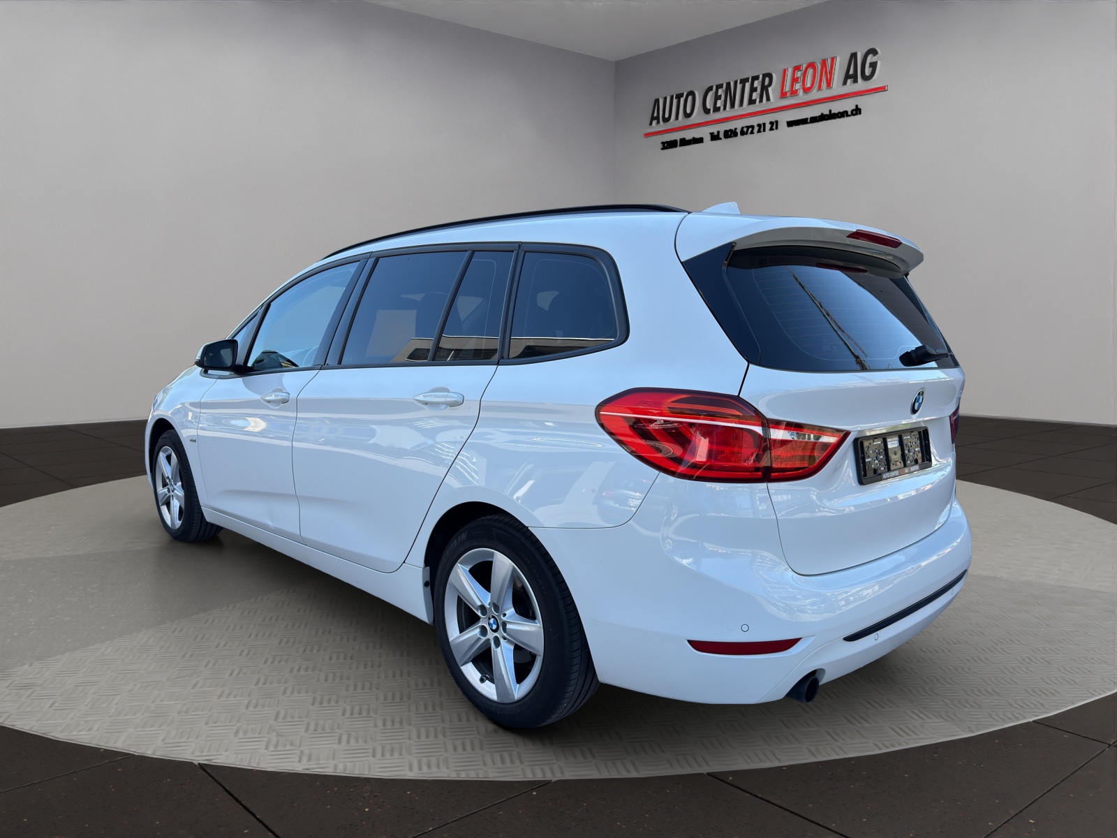 BMW 218d Gran Tourer Steptronic-image-3