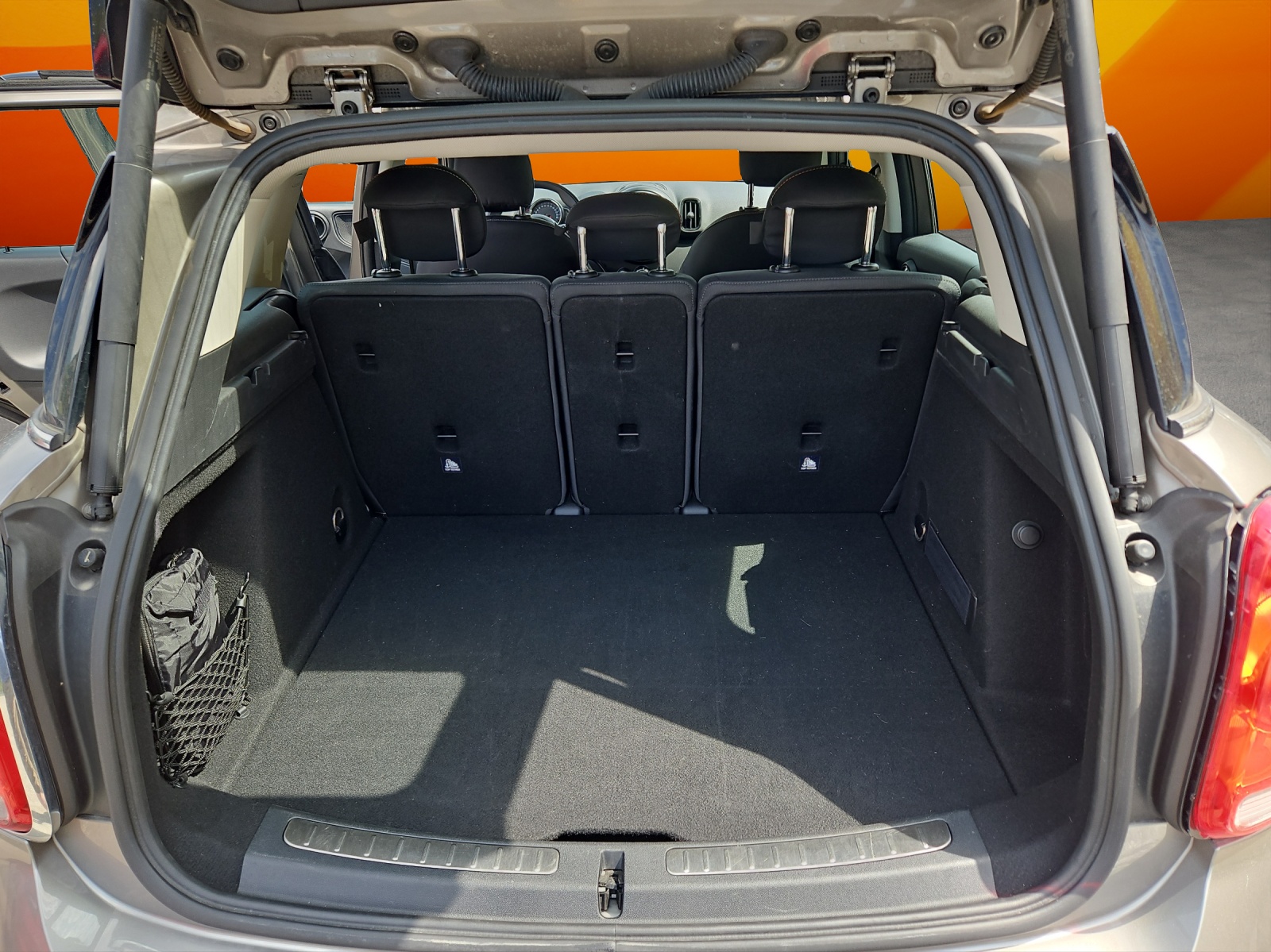MINI Countryman Cooper FWD Steptronic DKG-image-12