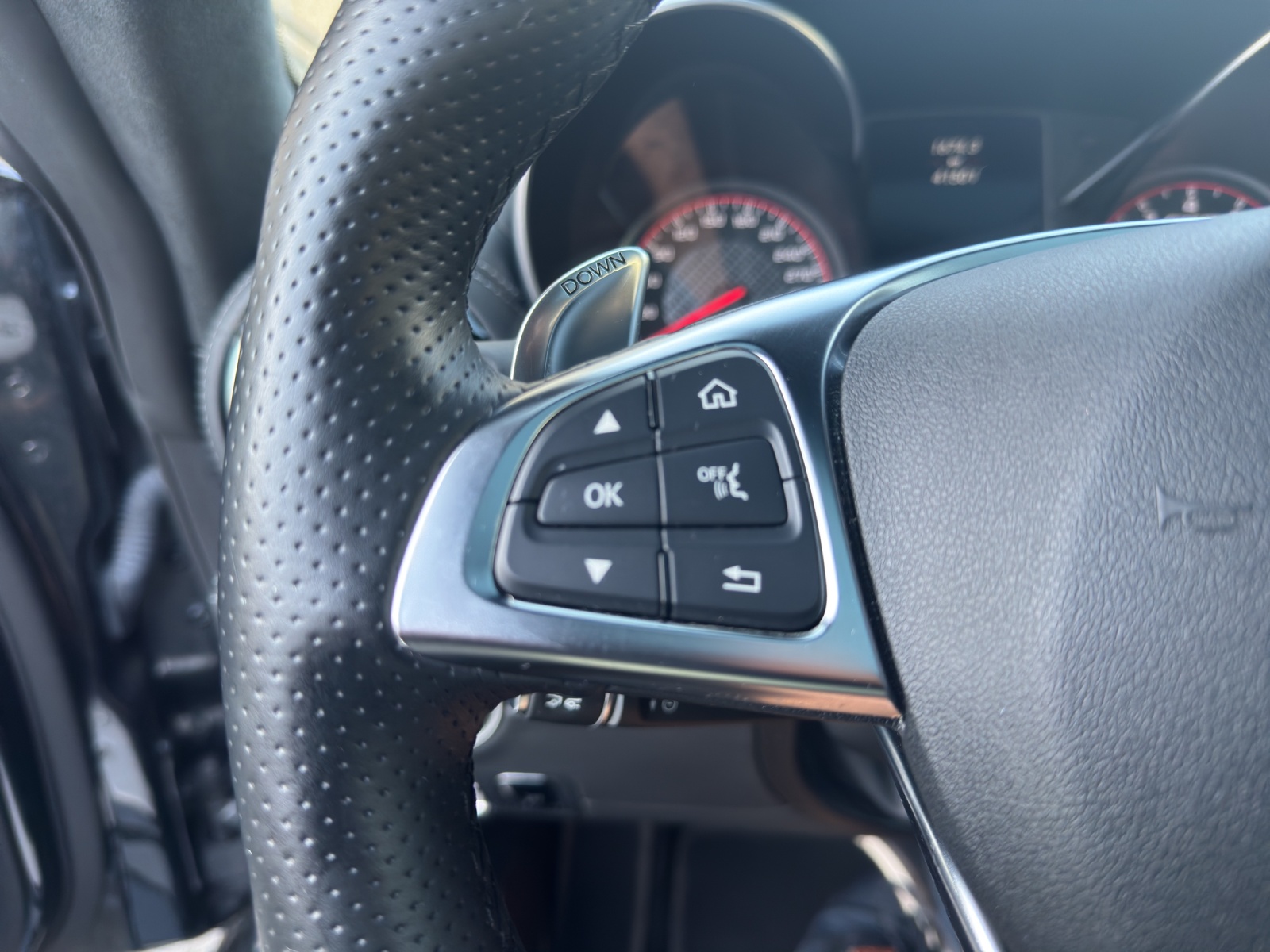 MERCEDES-BENZ AMG GT S Speedshift DCT-image-7