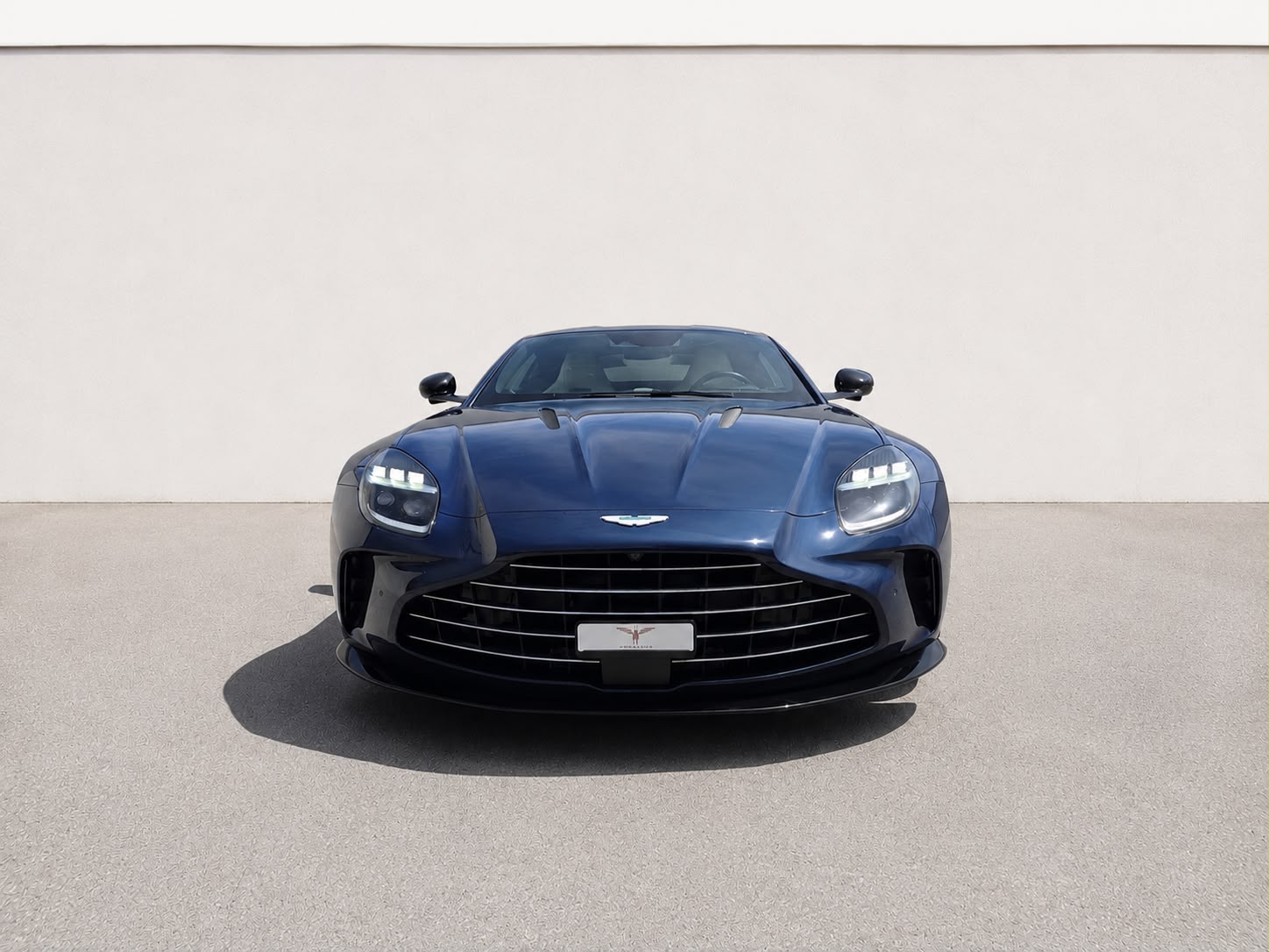 ASTON MARTIN V8 Vantage 4.0 Coupé MY25-image-2