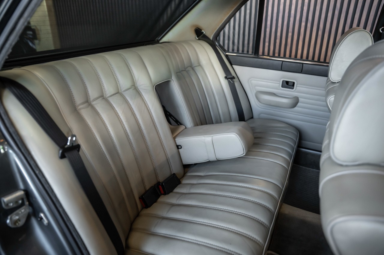 BMW 520i A-image-18