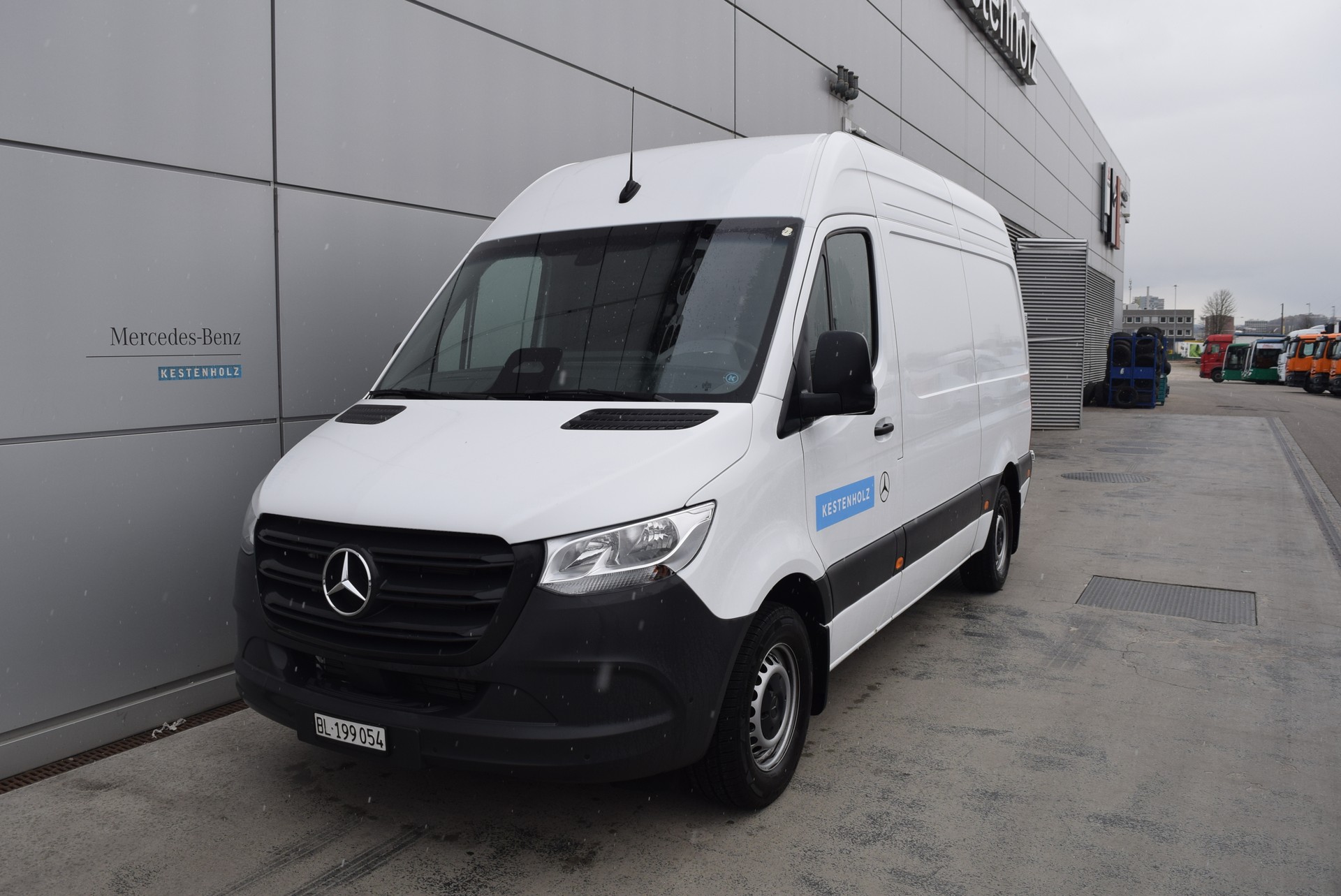 MERCEDES-BENZ Sprinter 317 CDI Standard 9G-TRONIC