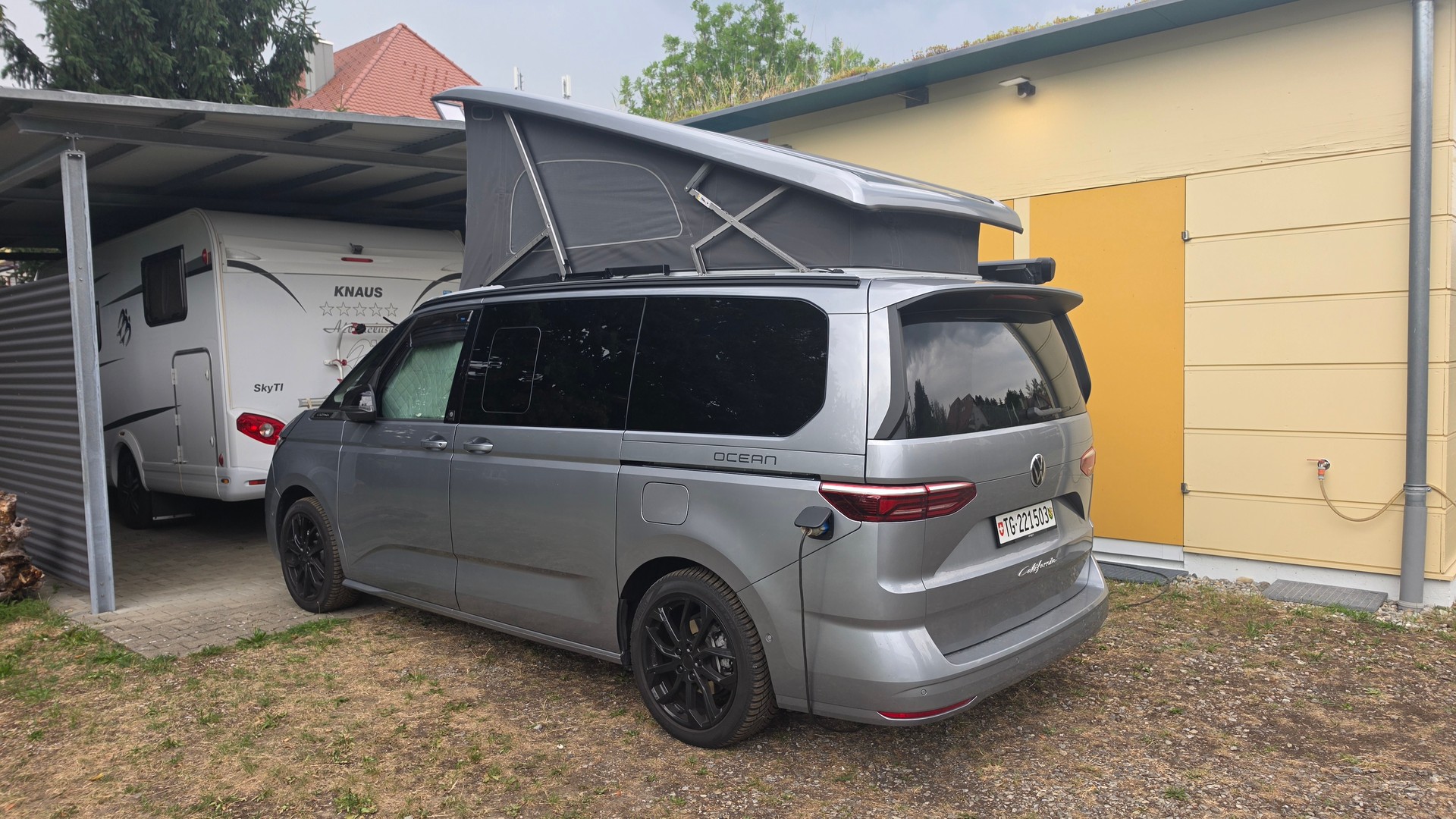 VW California eHybrid Ocean Liberty 4Motion-image-1