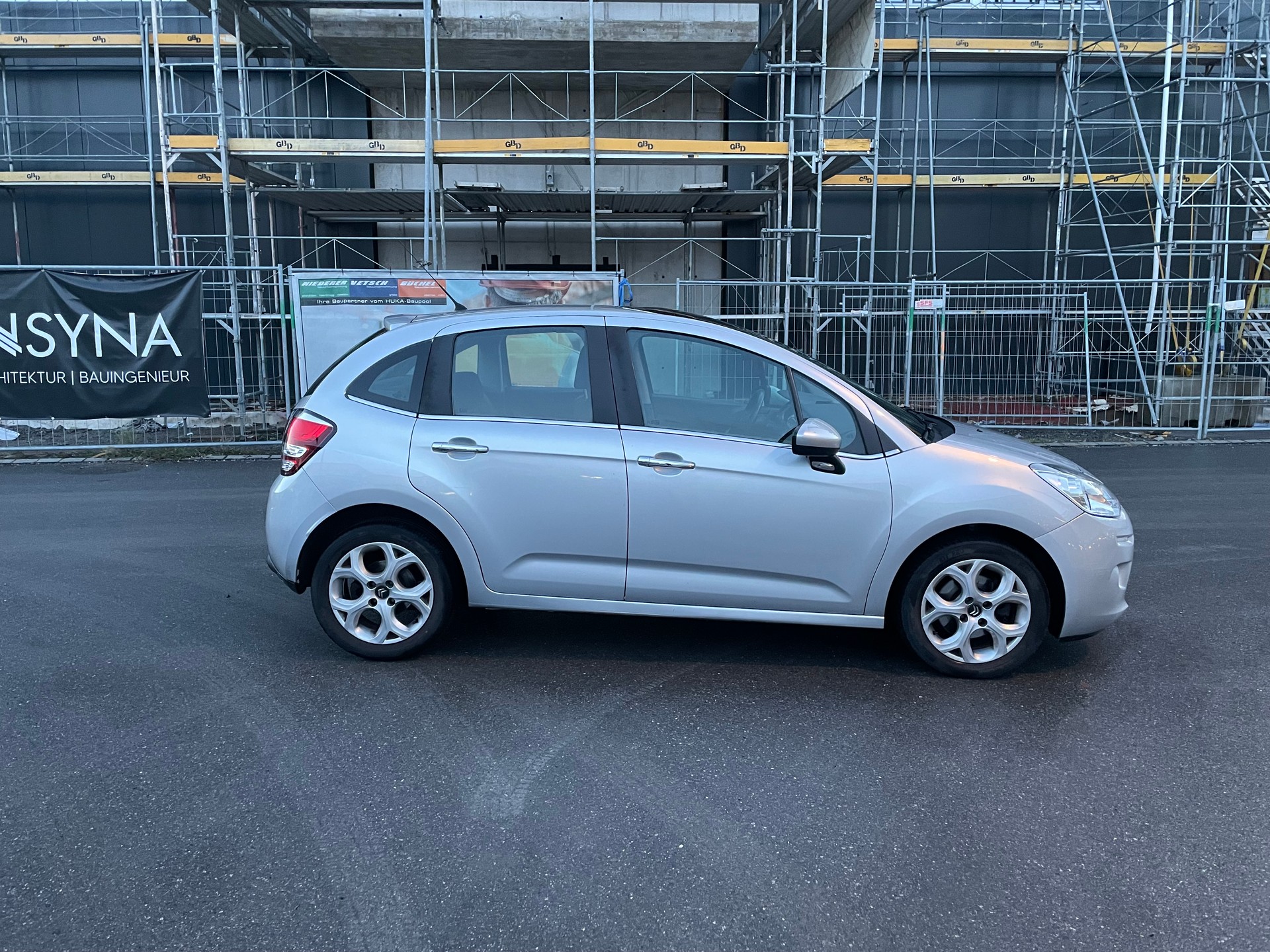 CITROEN C3 1.6i 16V Exclusive-image-7