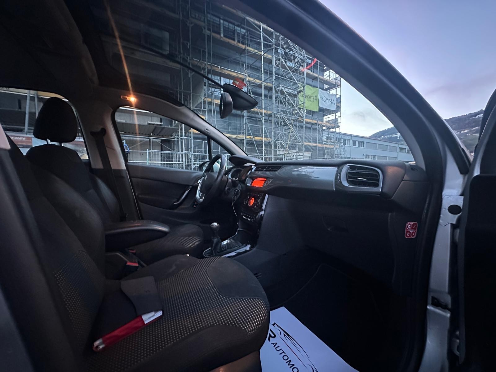 CITROEN C3 1.6i 16V Exclusive-image-12