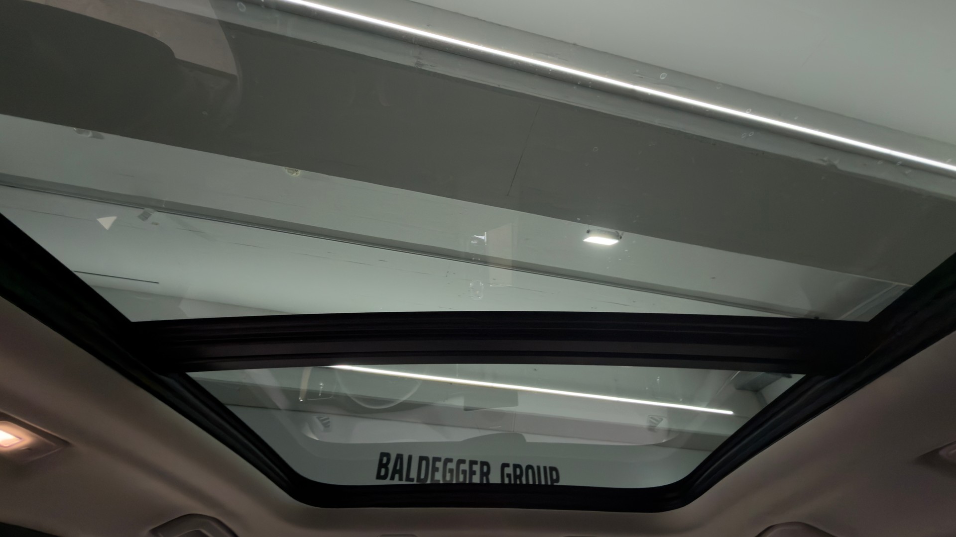 VOLVO XC60 2.0 T6 TE Plus Bright eAW-image-9