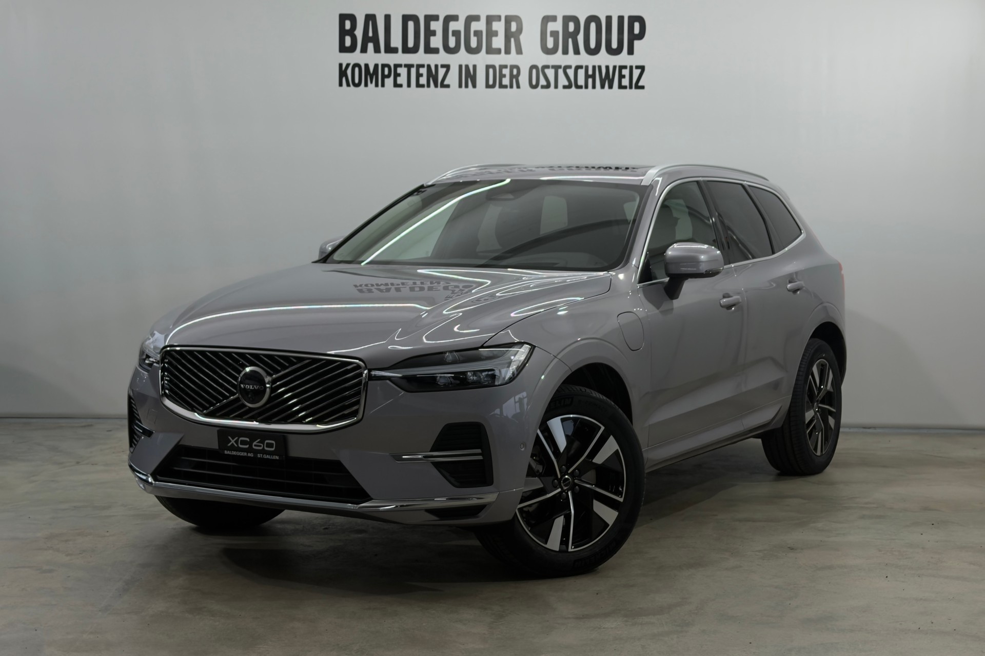 VOLVO XC60 2.0 T6 TE Plus Bright eAW-image-0