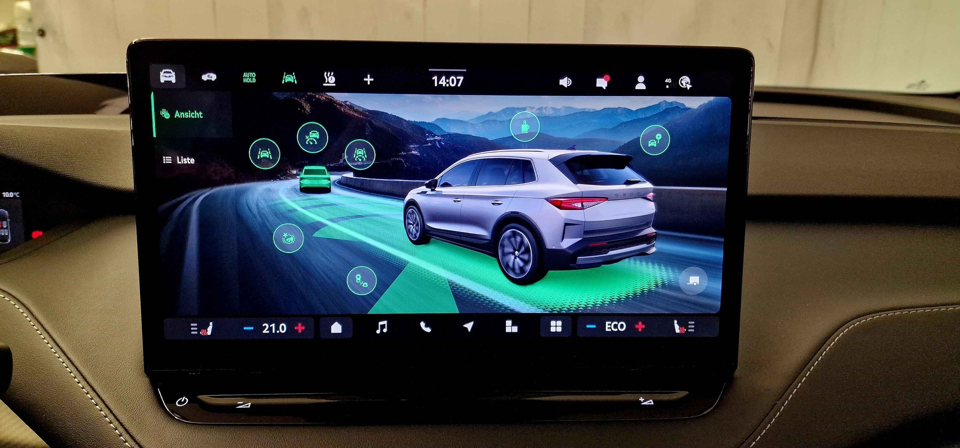 SKODA Elroq 85 Sportline-image-9