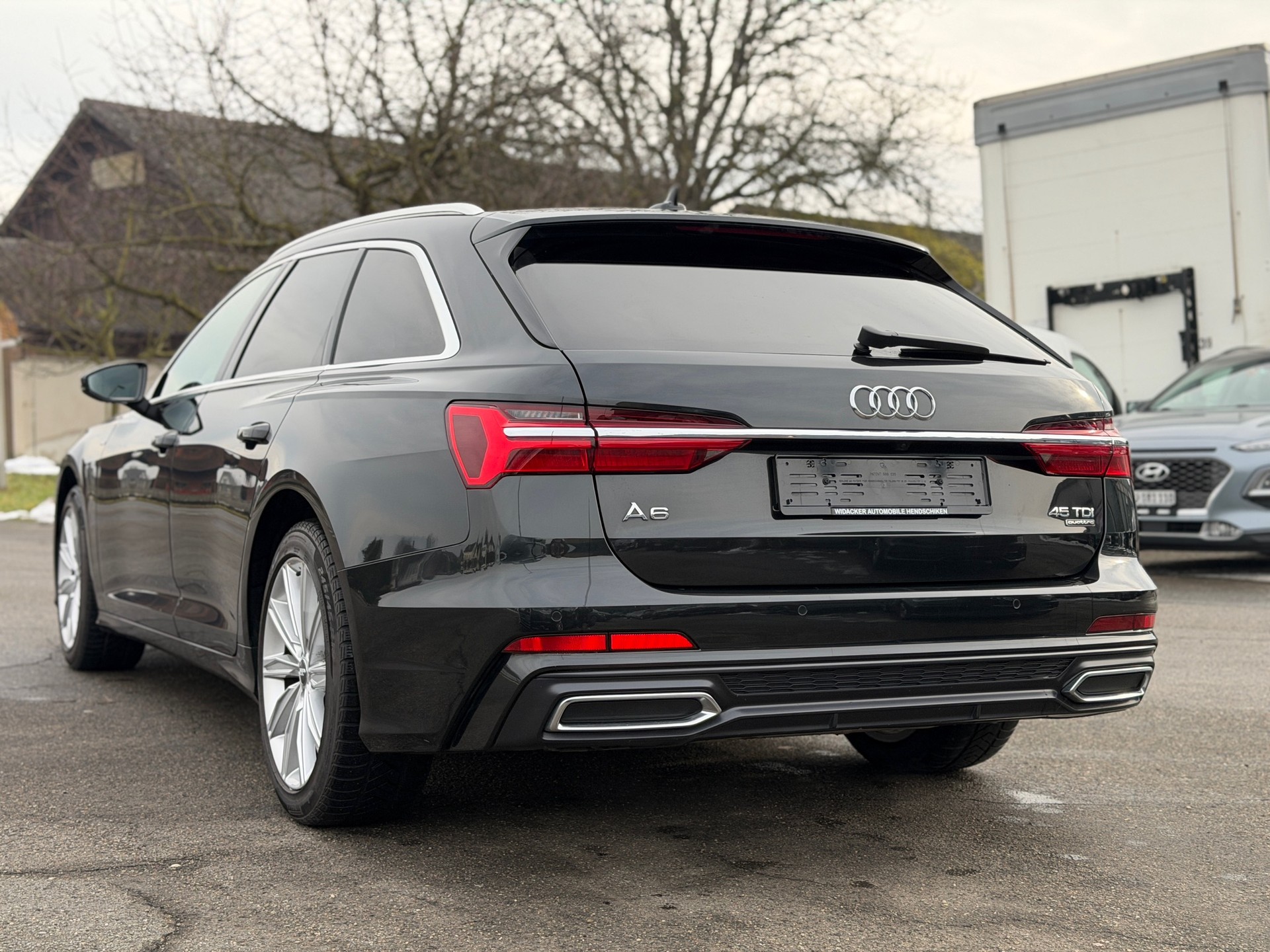 AUDI A6 Avant 45 TDI quattro tiptronic-image-5