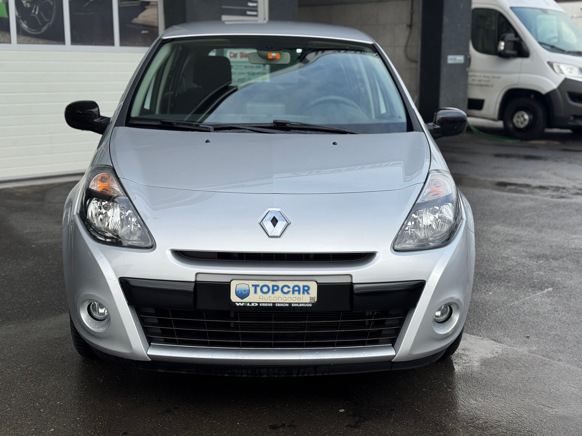 RENAULT Clio 1.6 16V Exception Automatic-image-1