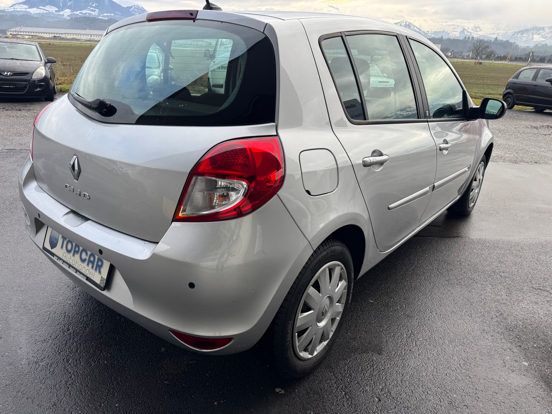 RENAULT Clio 1.6 16V Exception Automatic-image-5