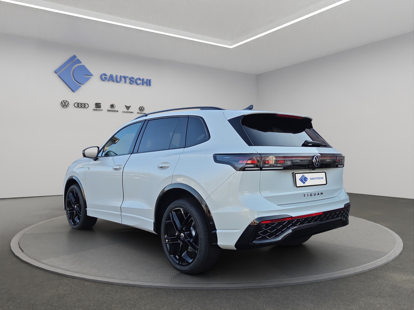 VW Tiguan 1.5 TSI evo2 eHybrid R-Line DSG-image-2