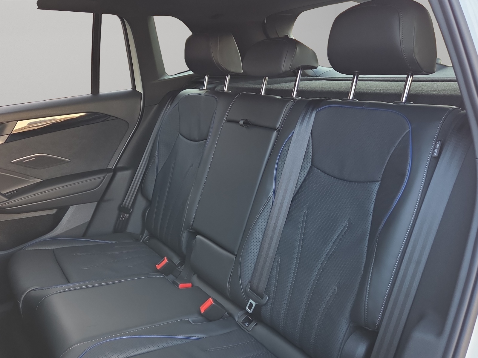 VW Tiguan 1.5 TSI evo2 eHybrid R-Line DSG-image-8