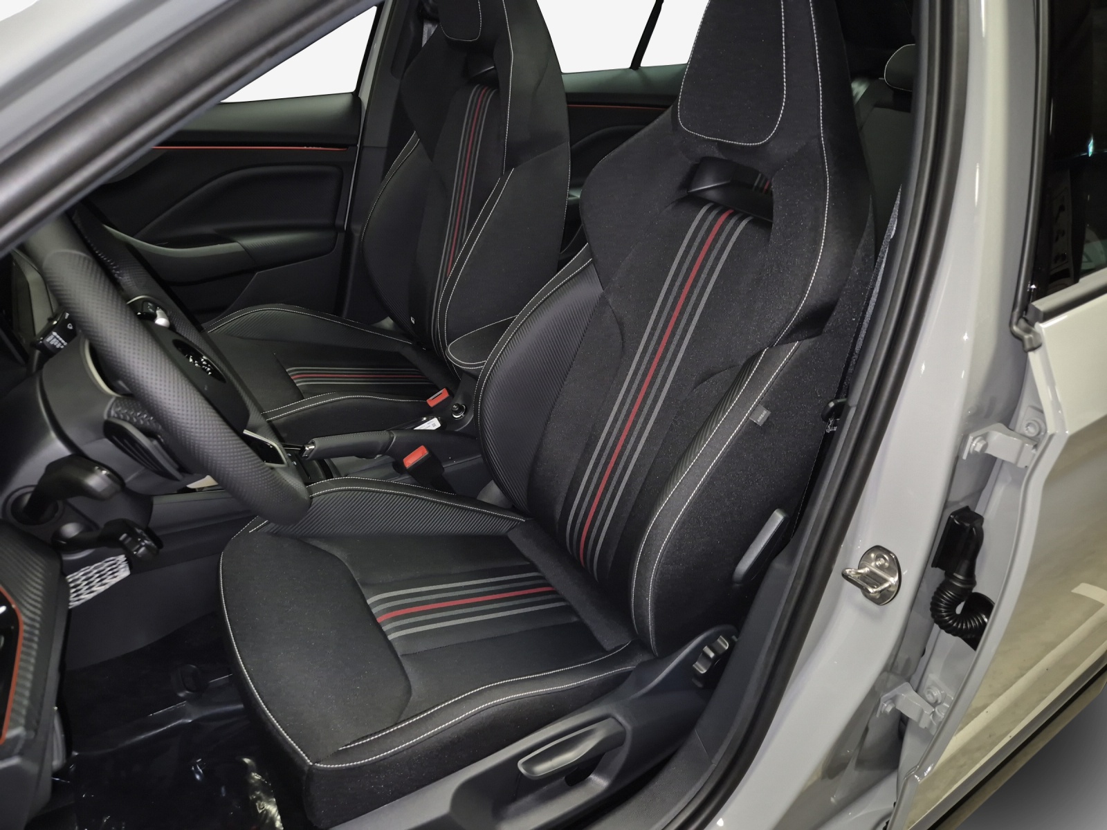 SKODA Scala 1.5 TSI Monte Carlo DSG-image-15