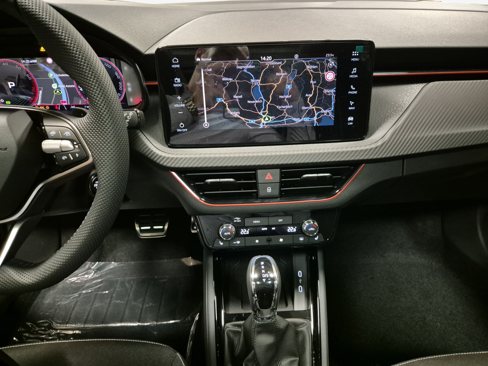 SKODA Scala 1.5 TSI Monte Carlo DSG-image-10