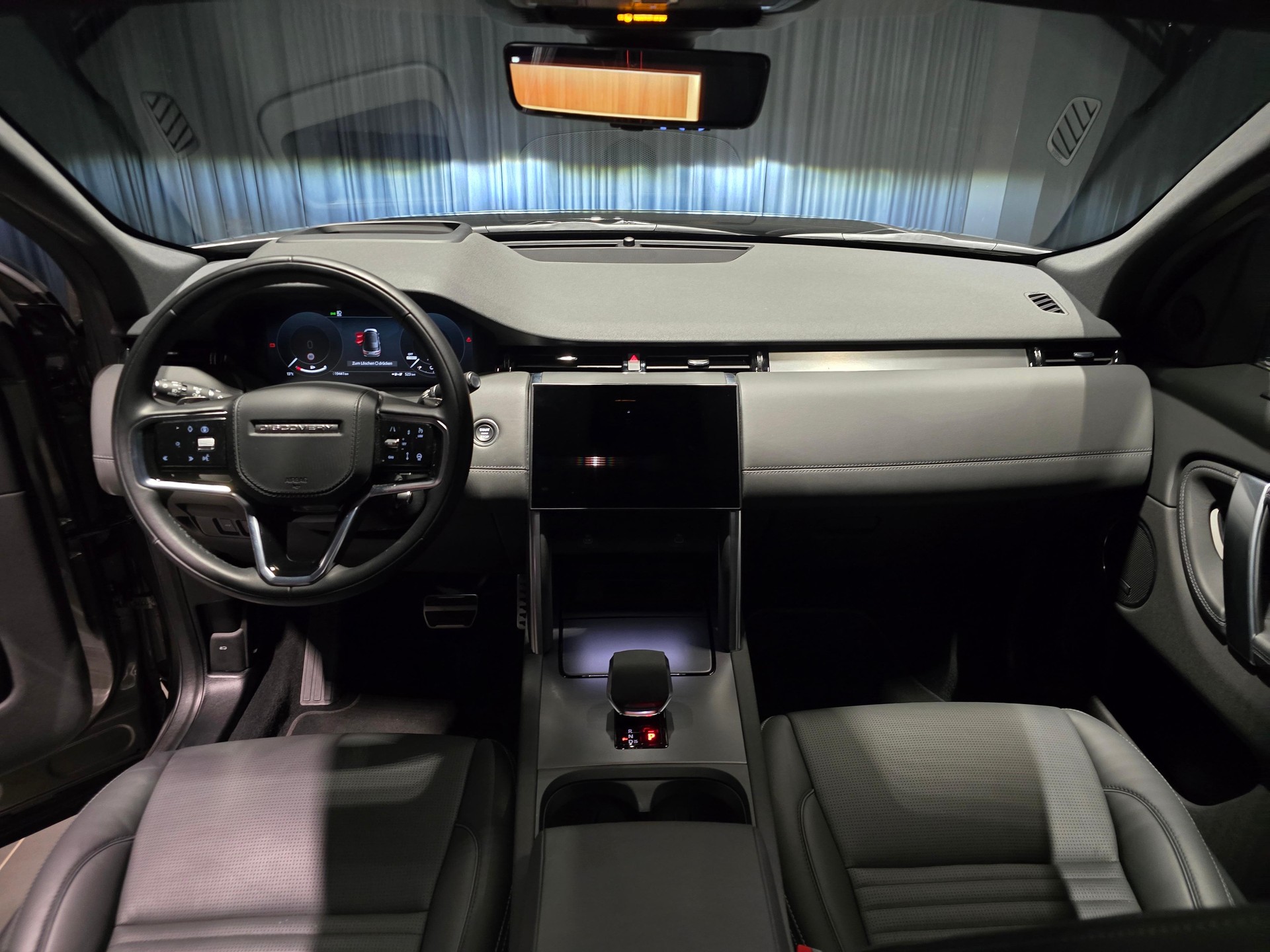 LAND ROVER Discovery Sport 1.5 T 270e Landmark-image-5