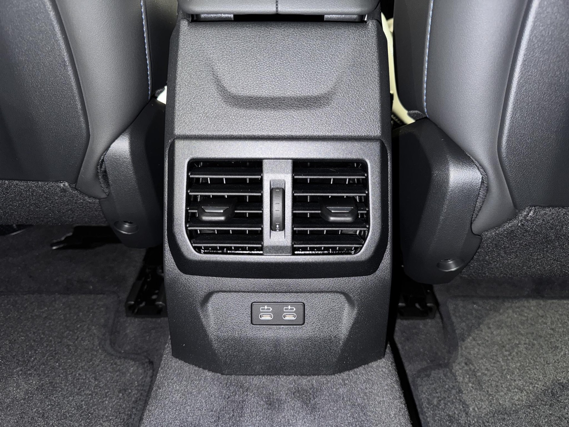 BMW 116-image-10