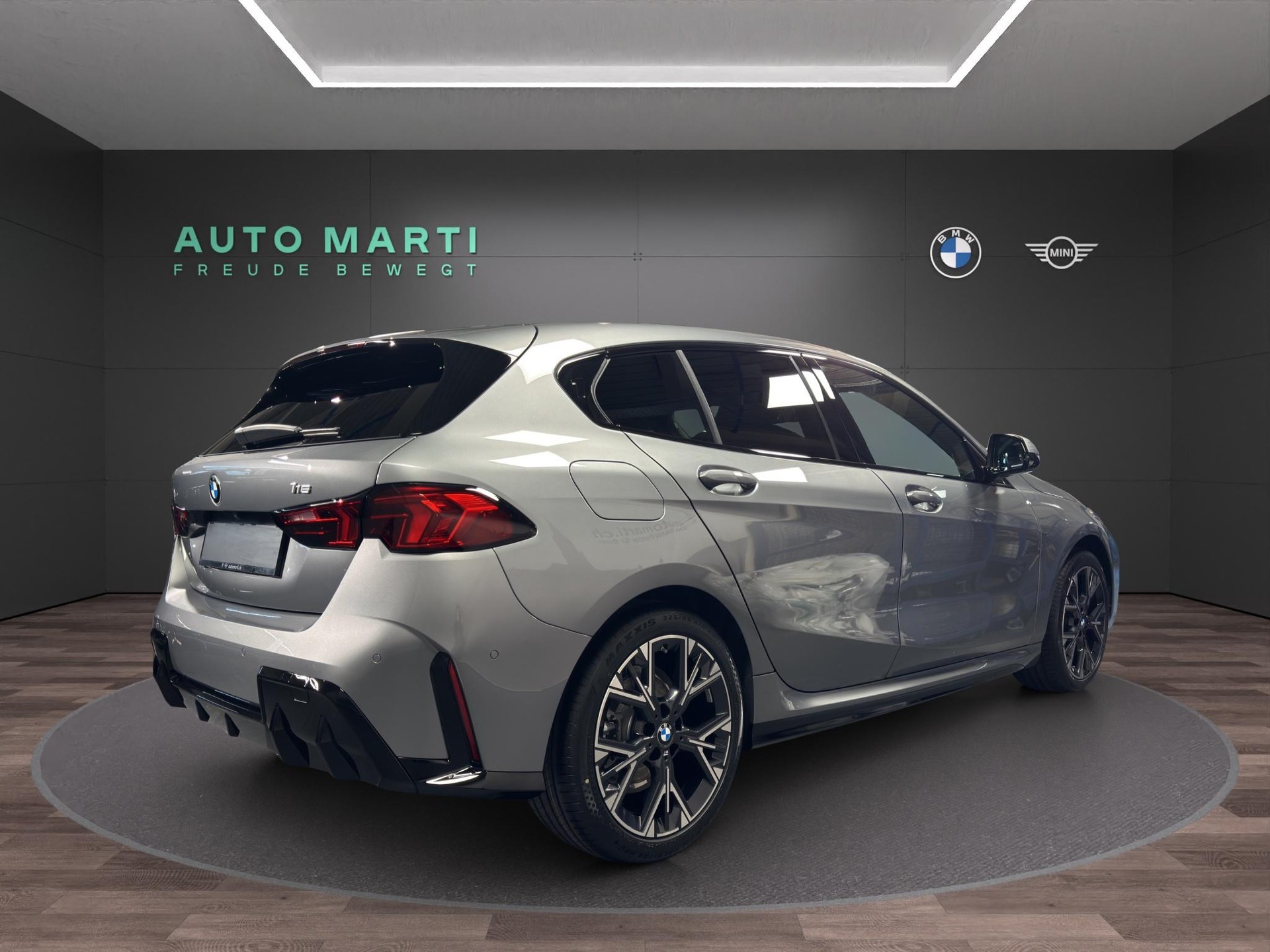 BMW 116-image-3