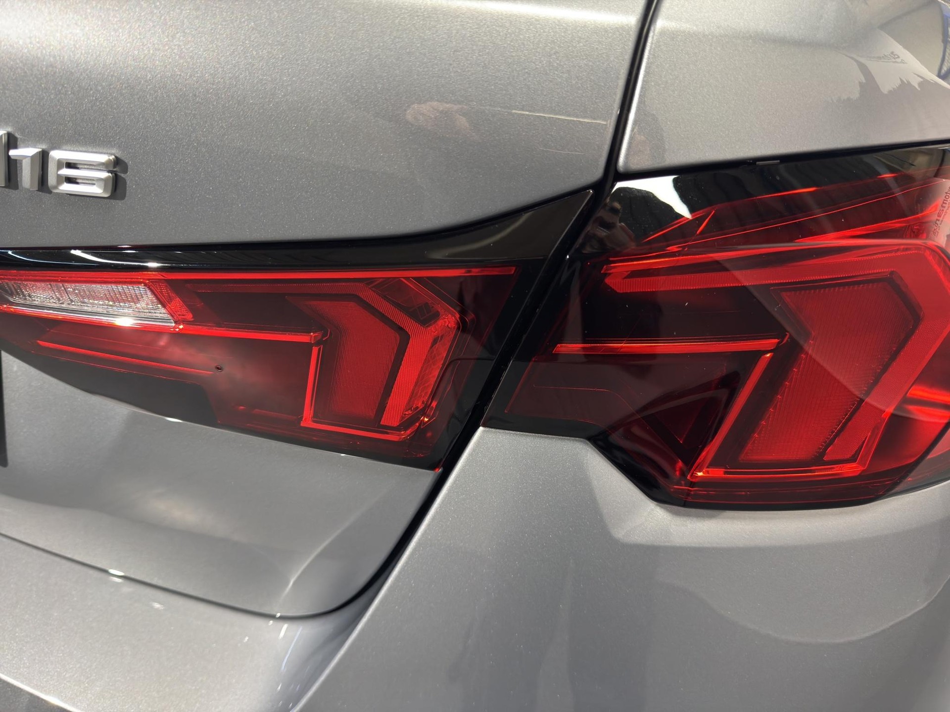 BMW 116-image-6