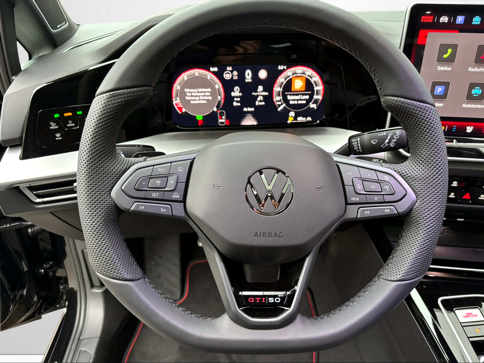 VW Golf GTI 50 Edition 2.0TSI 325PS DSG-image-8