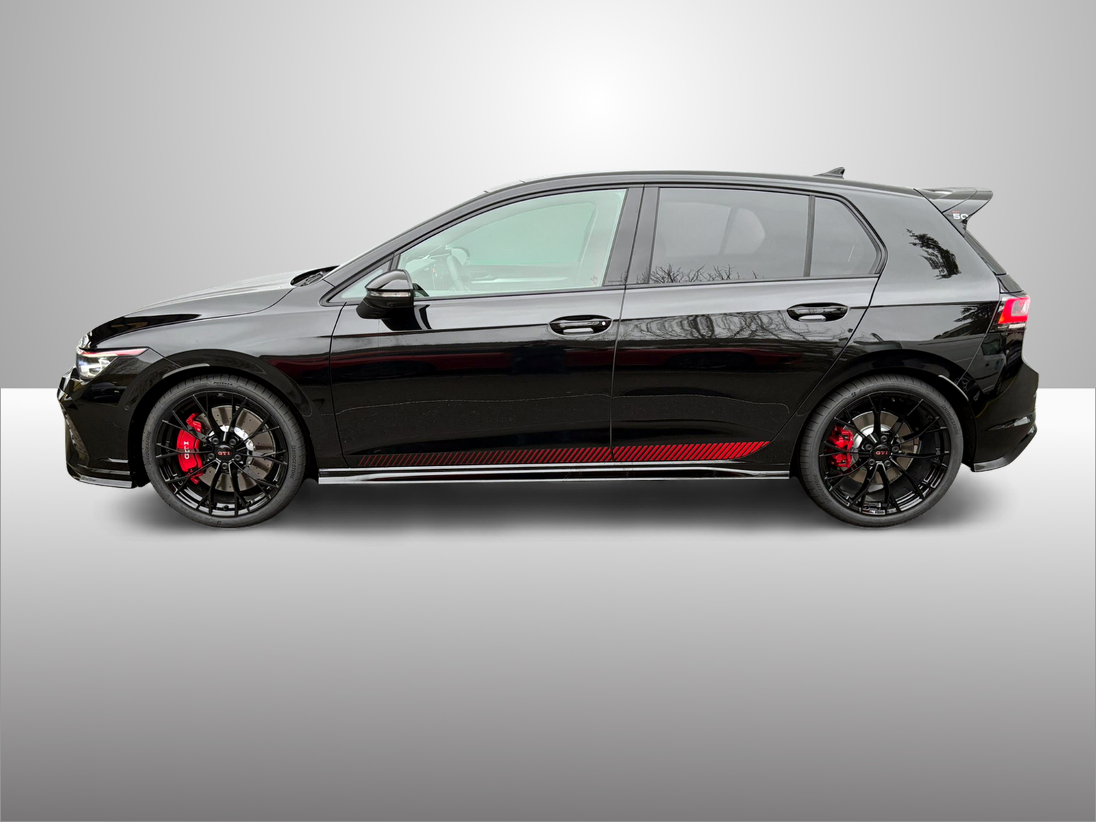 VW Golf GTI 50 Edition 2.0TSI 325PS DSG-image-2