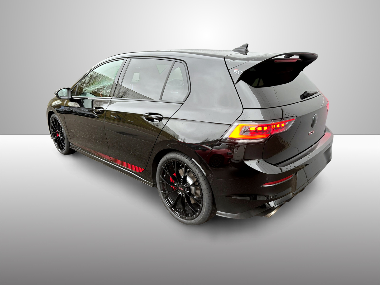 VW Golf GTI 50 Edition 2.0TSI 325PS DSG-image-12