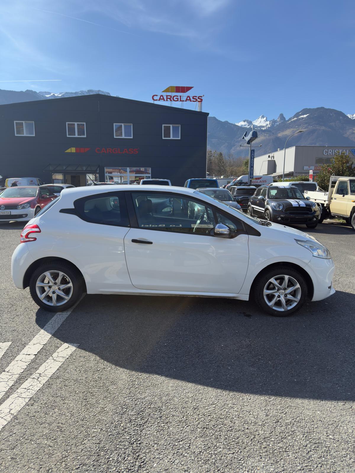PEUGEOT 208 1.0 VTi Access-image-4