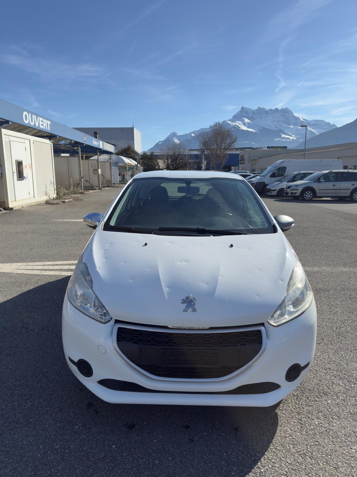 PEUGEOT 208 1.0 VTi Access-image-2