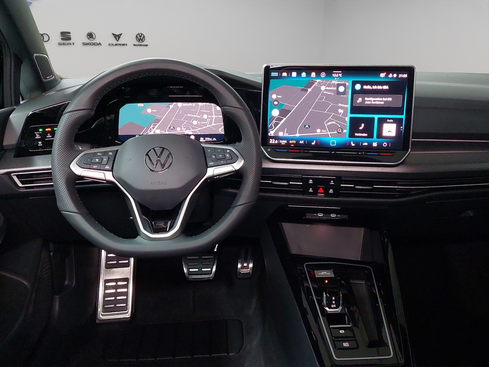 VW Golf 1.5 e TSI mHEV R-Line DSG-image-6