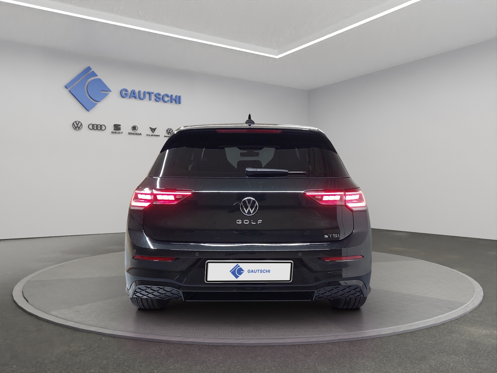 VW Golf 1.5 e TSI mHEV R-Line DSG-image-3