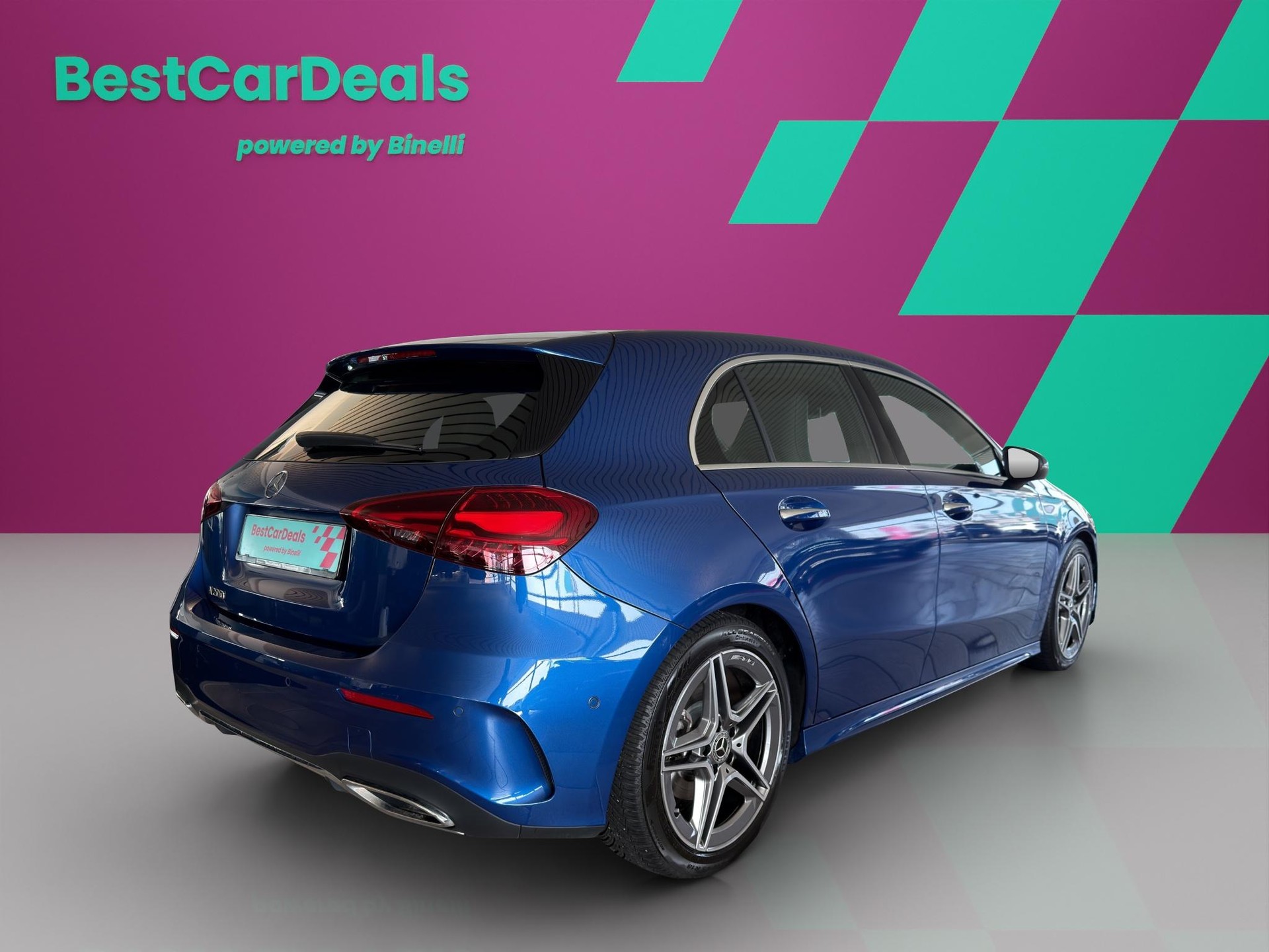 MERCEDES-BENZ A 200 AMG Line-image-2
