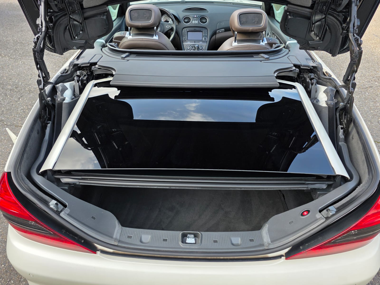 MERCEDES-BENZ SL 63 AMG Edition IWC Speedshift MCT-image-21
