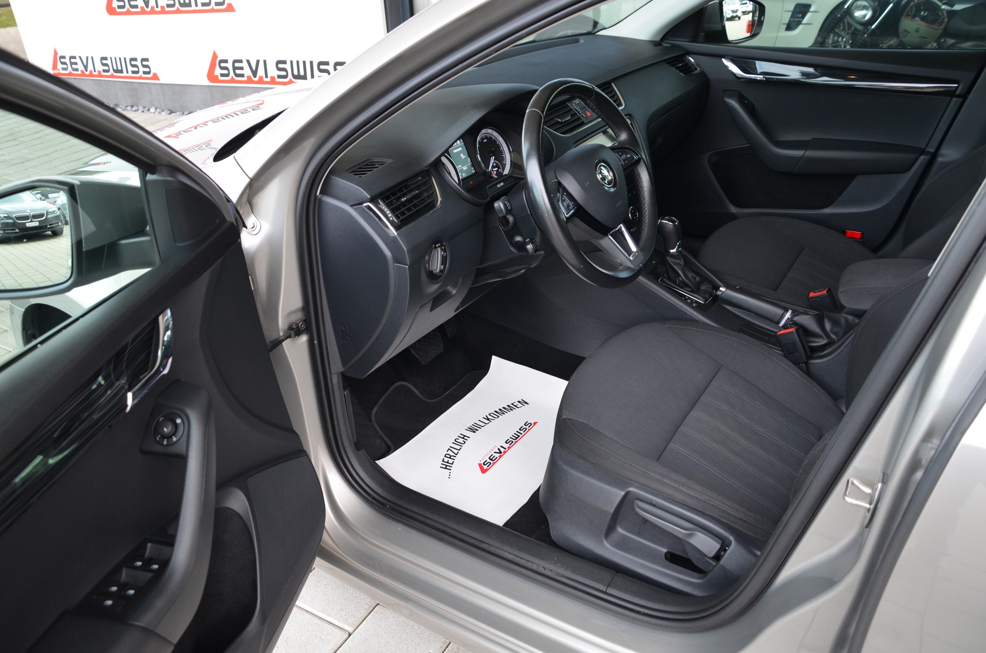 SKODA Octavia Combi 1.4 TSI G-tec Style CNG DSG*Frisch ab MFK,1 Jahr oder 20000km Garantie auf Motor und Getriebe*-image-10