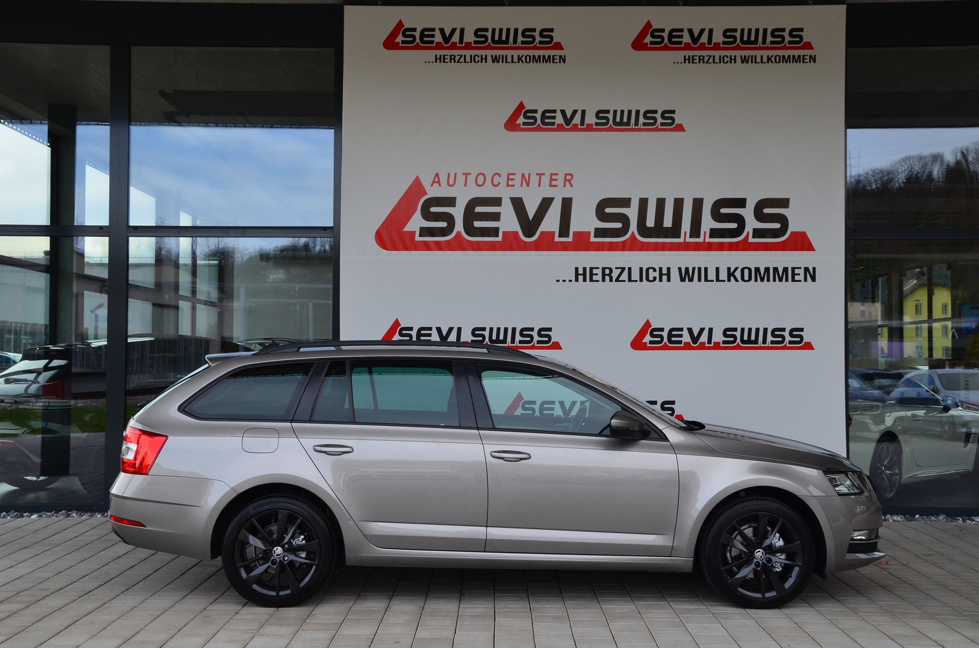 SKODA Octavia Combi 1.4 TSI G-tec Style CNG DSG*Frisch ab MFK,1 Jahr oder 20000km Garantie auf Motor und Getriebe*-image-3