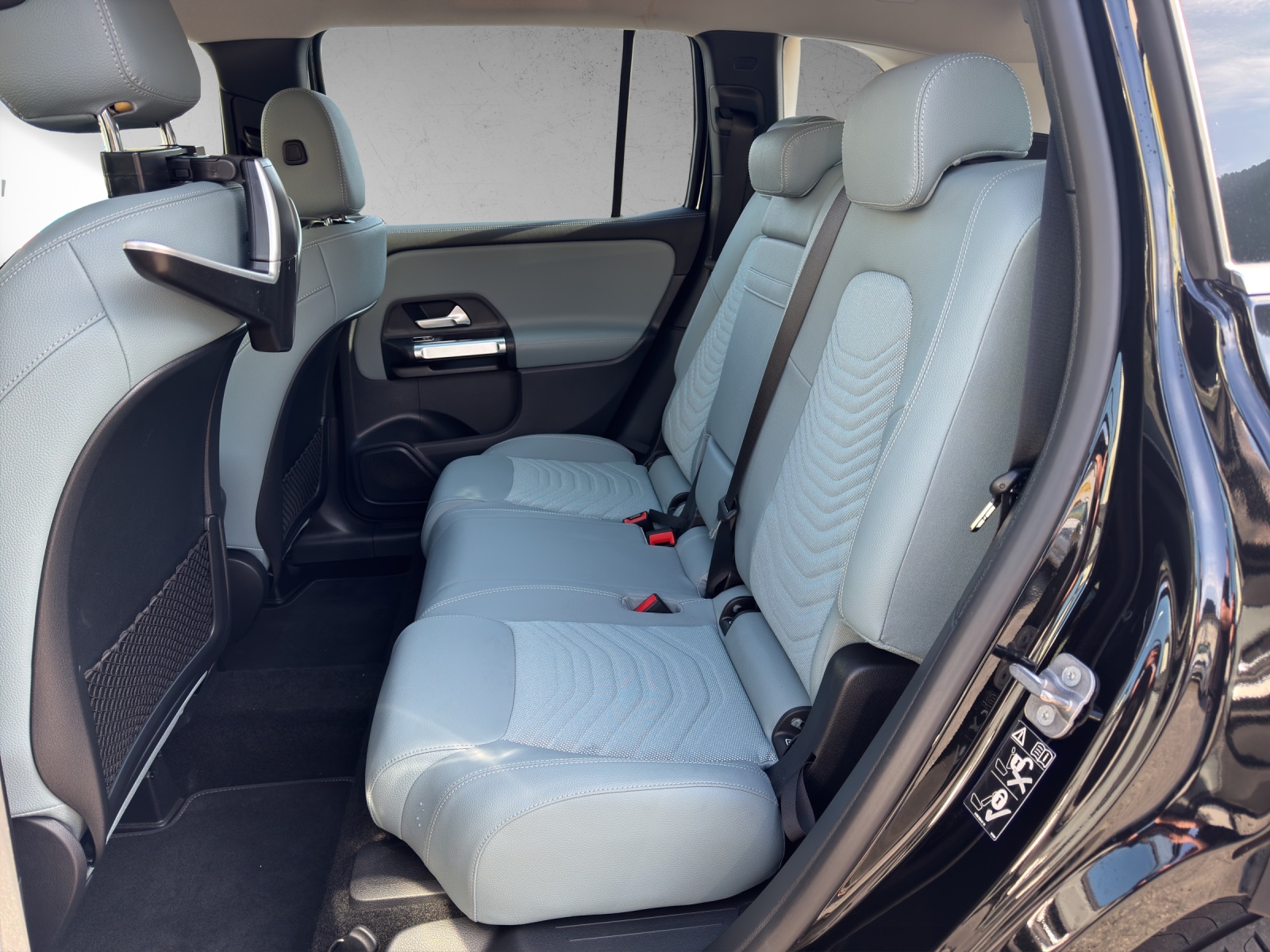 MERCEDES-BENZ GLB 220 d 4Matic 8G-Tronic-image-12