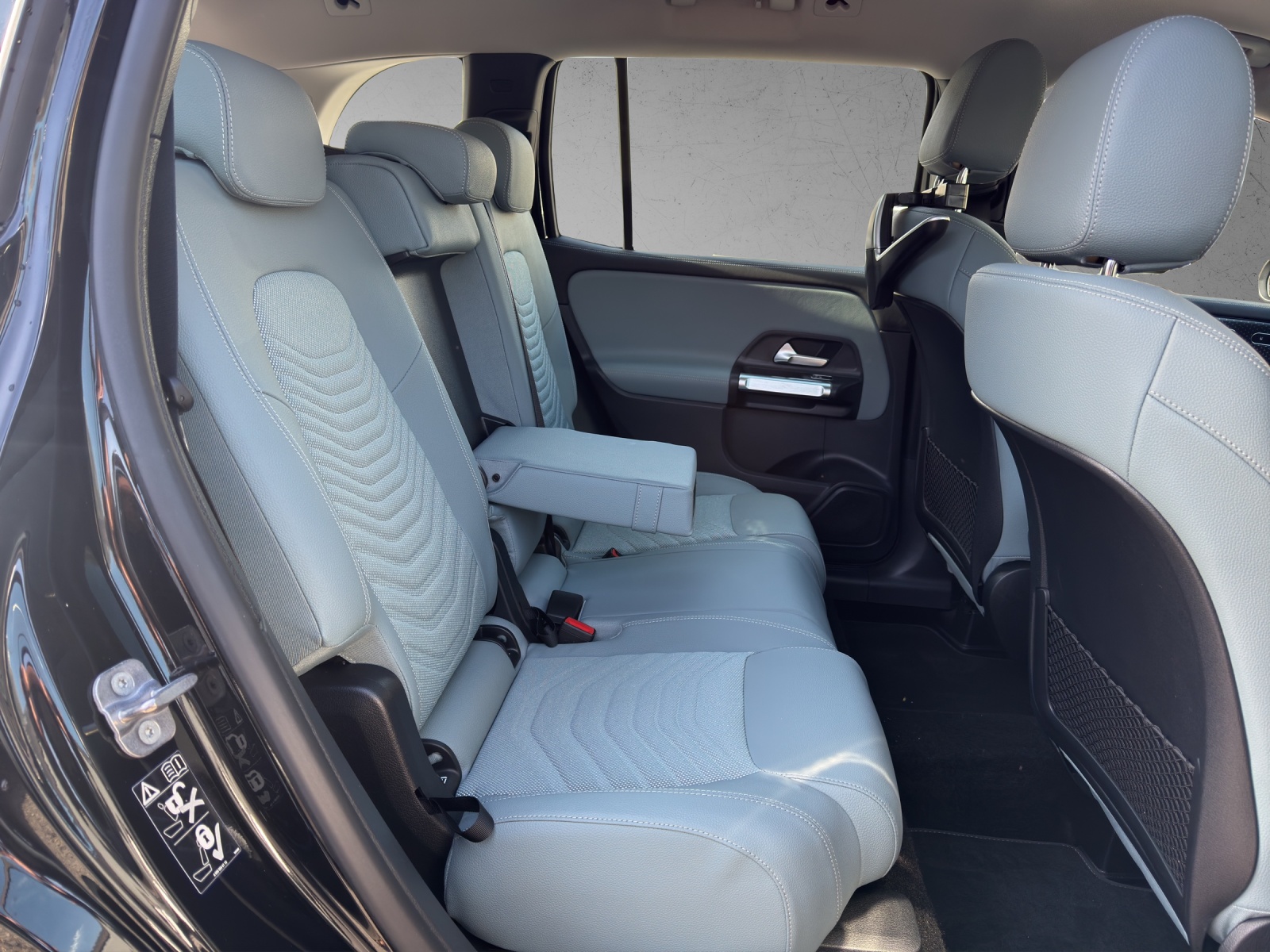 MERCEDES-BENZ GLB 220 d 4Matic 8G-Tronic-image-13