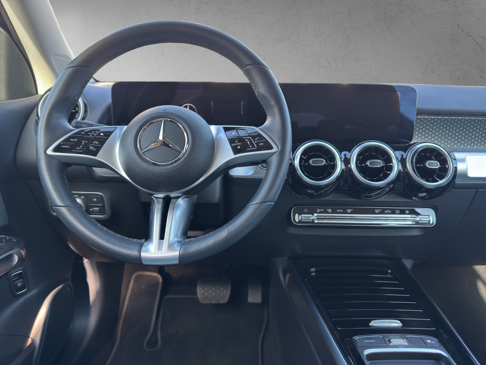 MERCEDES-BENZ GLB 220 d 4Matic 8G-Tronic-image-6