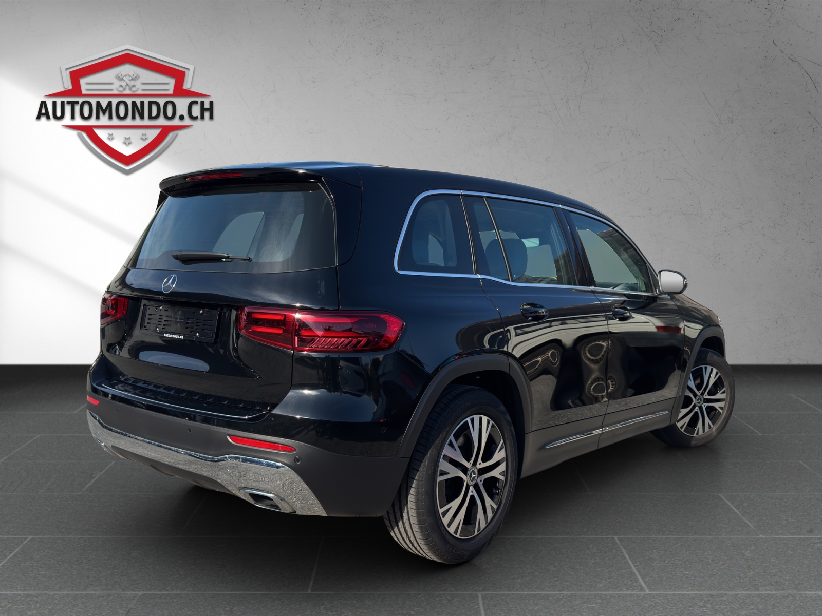 MERCEDES-BENZ GLB 220 d 4Matic 8G-Tronic-image-4